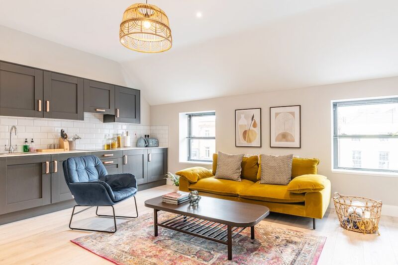 EirStay Camden 2 corporate apartment for short stays Camden Street Dublin 2